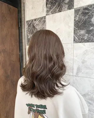 セミロング カラー カルフール草加本店 江波戸裕介のヘアスタイル