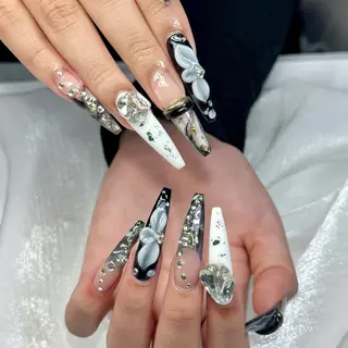 ネイル Hana✴︎ Labon Artのネイルデザイン