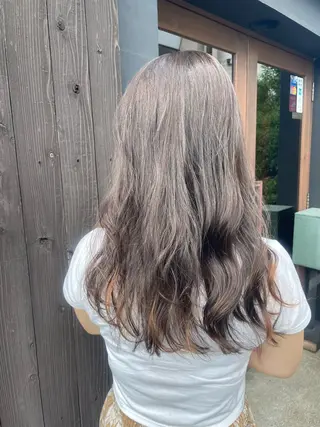 ロング カラー Bagus dua所属・堀田 翔子のヘアスタイル