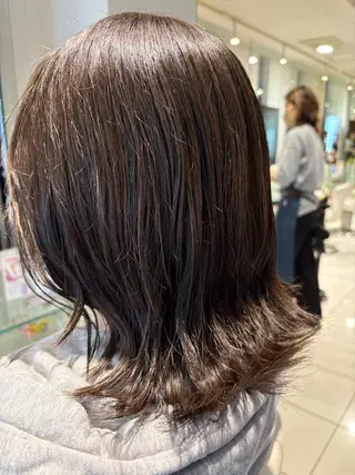 セミロング ヨウコ YOKOのヘアスタイル