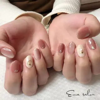 ネイル Ema salon satomiのネイルデザイン