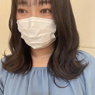 ミディアム 🩵盛れる韓国ヘア 🩵うるつやカラーのヘアスタイル