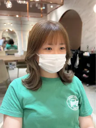 ミディアム ハッシュカット/韓国 レイヤー/カハナのヘアスタイル