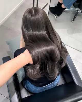 ロング AHNKISM所属・髪質改善/艶カラー HANAのヘアスタイル