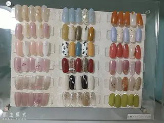 ネイル SYR所属・SYR nail salonのネイルデザイン