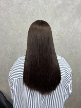 ロング カラー 倉澤 愛理のヘアスタイル