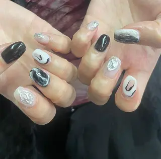 ネイル nailstudio eviz新宿店のネイルデザイン