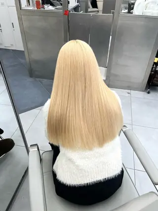 ロング カラー ヘアアレンジ ハイトーン/透明感/ レイヤー/かずや🦁のヘアスタイル