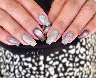 ネイル 大人可愛いネイル🎗 Hinaのネイルデザイン