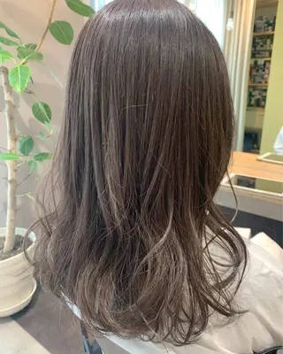 セミロング カラー hub hair レイヤー/透明感のヘアスタイル