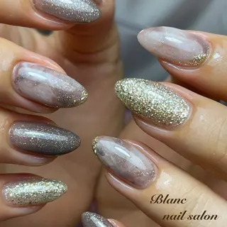 ミディアム Blanc ブランのネイルデザイン