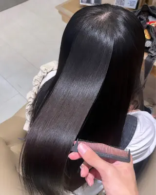 ロング 垣村 艶樹のヘアスタイル