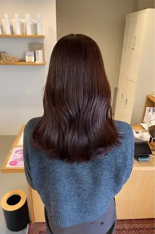 カラー 新美 あかねのヘアスタイル