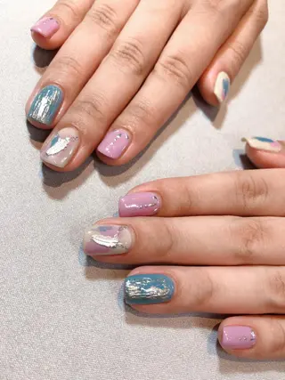 ネイル iiloo aromaworksのネイルデザイン