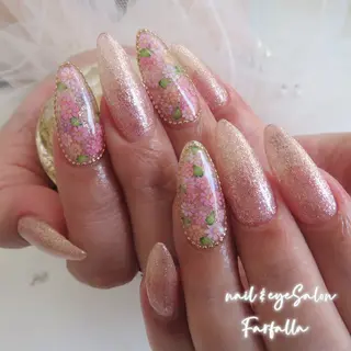 ネイル Farfalla Kieのネイルデザイン