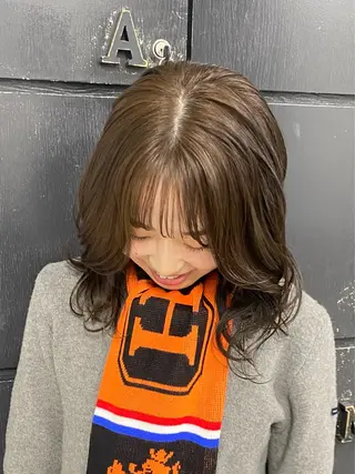 ミディアム 仲村安葉/暖色カラー 透明感カラー🧊のヘアスタイル