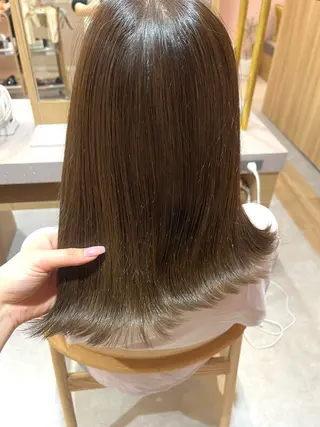 カラー merc.🐑🤍 山口夏希のヘアスタイル