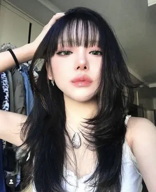 ミディアム カラー ヘアアレンジ 大人っぽ中韓レディ ヘア🤍MAOのヘアスタイル