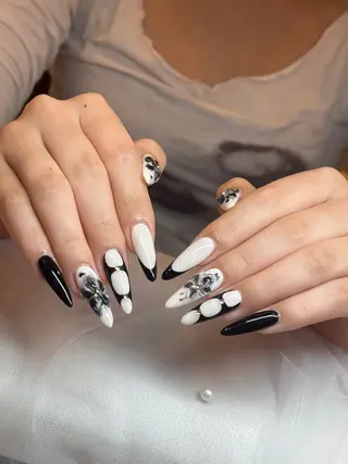 ネイル チェリネイルサロン 霞ヶ関のネイルデザイン