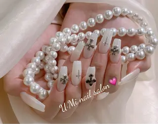 ネイル U·Mi nail salon所属・U·Mi 上野御徒町容のネイルデザイン