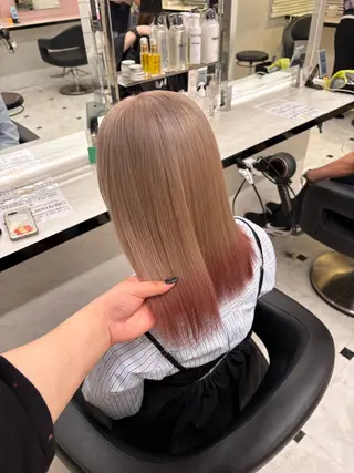 ロング カラー 透明感ベージュカラー 🪞上野🪞AIのヘアスタイル