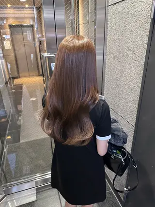 セミロング カラー 小顔カット✨ 透明感カラーのヘアスタイル