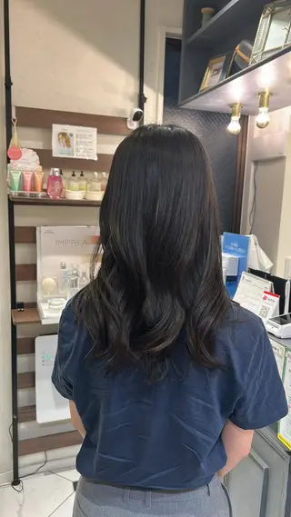 セミロング 河野 穂香のヘアスタイル