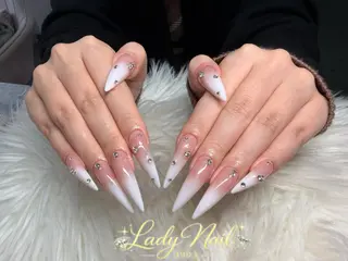 ネイル Lady Nails 1993所属・タナカ フォンのネイルデザイン