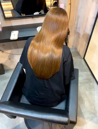 ロング 🟡【美髪専門店】 ✨褒め髪/艶髪🟡のヘアスタイル