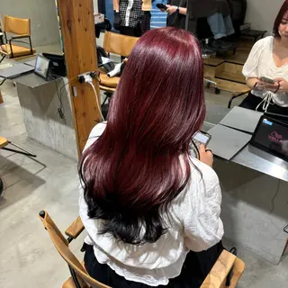 ロング カラー 小木曽 里華のヘアスタイル