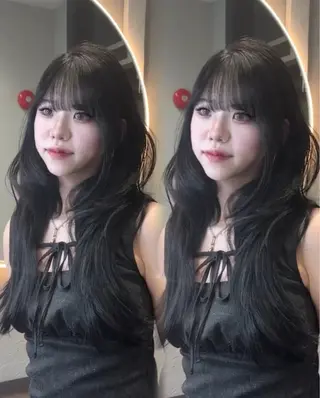 ロング 韓国ヘア/ブリーチ無 しWカラー/オリーブのヘアスタイル