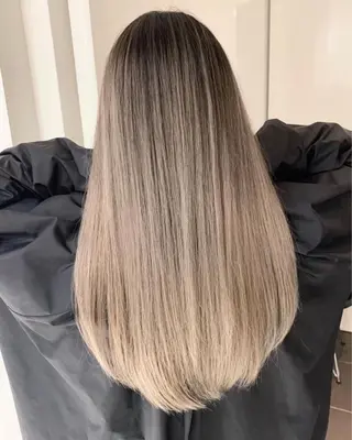 ロング 【公式】amble luxe 中野のヘアスタイル