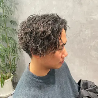 ショート パーマ メンズ 黒岩 梨沙のヘアスタイル