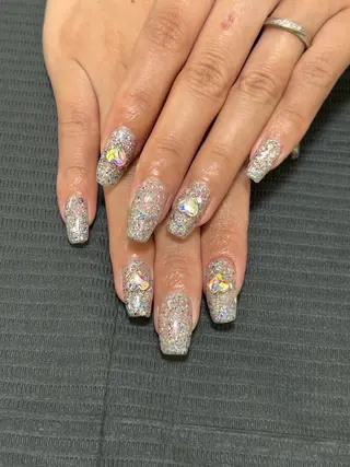 ネイル Nherb所属・佐藤 友里絵のネイルデザイン