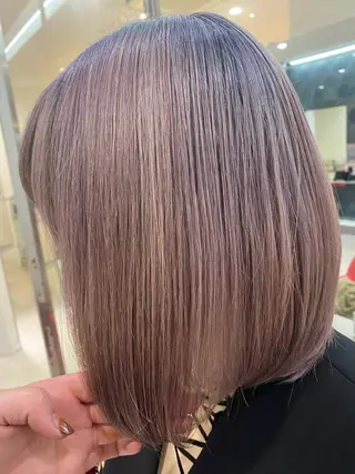 ミディアム salowin所属・ハイトーンカラー 馬場みなみのヘアスタイル