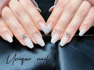 ネイル UniqueNail 長さだし専門店のネイルデザイン