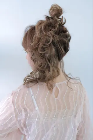 ヘアアレンジ 指名支持率NO.1 スタイリストのヘアスタイル