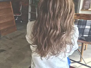 ロング the BRIDGE hair salonのヘアスタイル