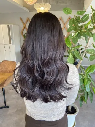 ロング カラー ELLE&SALLY 石野のヘアスタイル