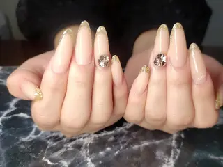 ミディアム ネイル クロキ 。のネイルデザイン