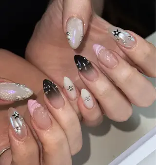 ネイル yuri nail salon所属・Yuri ユリのネイルデザイン