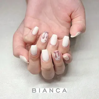 ネイル Bianca ABEのネイルデザイン