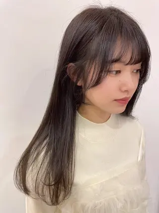 ロング カラー 安田 朱由のヘアスタイル