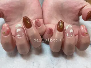 ネイル ネイルリボン 受付スタッフのネイルデザイン
