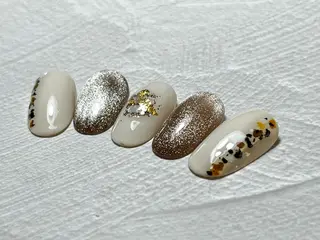 ネイル un +のネイルデザイン