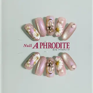 ネイル Nail  Aphroditeのネイルデザイン