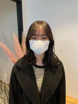 セミロング yuika .のヘアスタイル