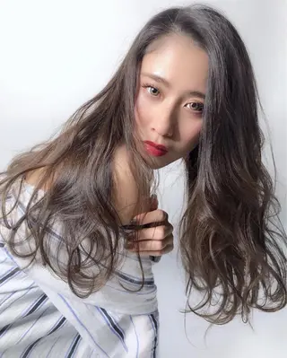 ロング カラー 大嶋 伸吾のヘアスタイル