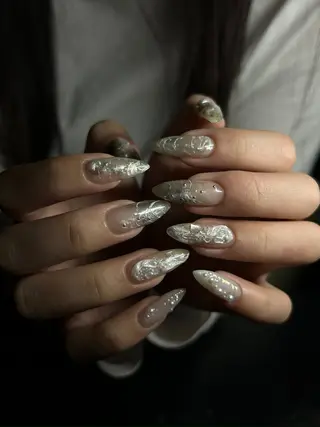 ネイル U. azusa🪷のネイルデザイン