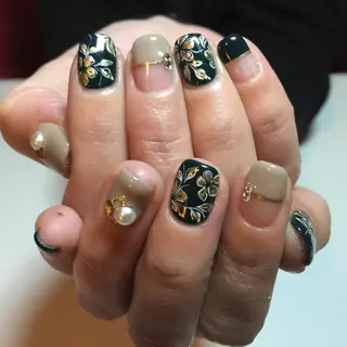 ネイル g-up nail所属・米田 律子のネイルデザイン